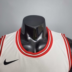 Regata Chicago Bulls Branca - Nike - Masculina na internet