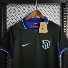 Camisa Atlético de Madrid Away 22/23 Torcedor Nike Masculino - Preto e Azul na internet