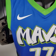 Regata Dallas Mavericks Azul e Verde - Nike - Masculina - comprar online