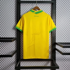 Camisa Seleção Brasileira Cristo Redentor 22/23 Torcedor Nike Masculina - Amarela - loja online