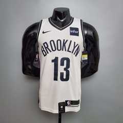 Regata Brooklyn Nets Branca e Preta - Nike - Masculina