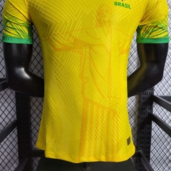 Imagem do Camisa Seleção Brasileira Cristo Redentor 22/23 Jogador Nike Masculino - Amarela