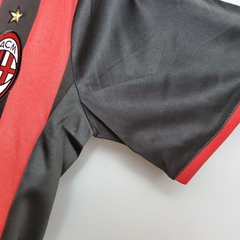 Camisa AC Milan Retrô 09/10 Torcedor Adidas Masculino - Preto e Vermelho