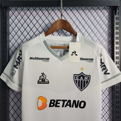 Camisa Atlético Mineiro 2 21/22 Torcedor Feminina - Branca - comprar online