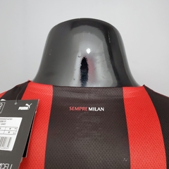 Camisa AC Milan 1 21/22 Jogador Puma Masculino - Vermelho e Preto - loja online