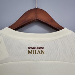 Camisa AC Milan II 21/22 Torcedor Puma Masculina - Dourada - loja online