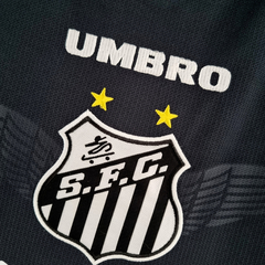 Camisa Santos Charlie Brown 22/23 Preta - Torcedor Umbro Masculina - loja online