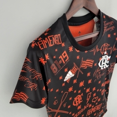 Camisa Flamengo Pré-Jogo 22/23 Torcedor Adidas Feminina - Preta e Vermelha na internet