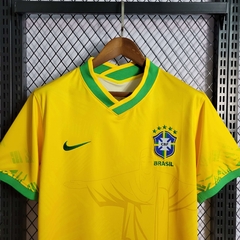 Camisa Seleção Brasileira Cristo Redentor 22/23 Torcedor Nike Masculina - Amarela - Lux Esports - Camisas de Futebol