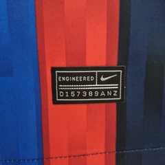 Imagem do Camisa Barcelona I 22/23 Azul e Vermelha Feminina - Nike