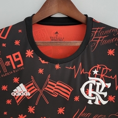 Camisa Flamengo Pré-Jogo 22/23 Torcedor Adidas Masculina - Preta eVermelha - loja online