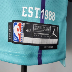 Imagem do Regata Charlotte Hornets Azul Clara - Nike - Masculina