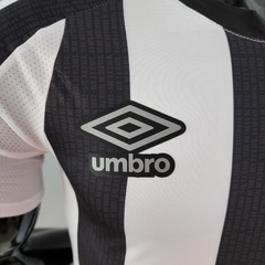 Camisa Santos II 22/23 Jogador Umbro Masculina - Branca e Preto - loja online