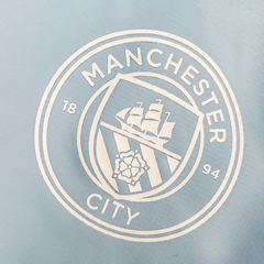 Imagem do Jaqueta Corta Vento Manchester City 22/23 - Masculina - Azul e Branco