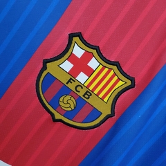 Camisa Barcelona Retrô 16/17 Torcedor Nike Masculino - Azul e Vermelho - loja online