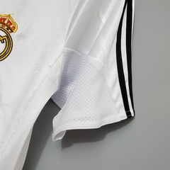 Imagem do Camisa Real Madrid Retrô 04/05 Torcedor Adidas Masculino - Branco