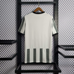 Camisa Juventus I 22/23 Torcedor Adidas Masculino - Preto e Branco - Lux Esports - Camisas de Futebol