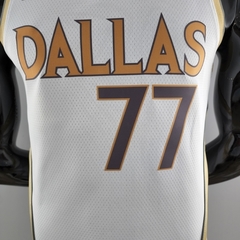 Imagem do Regata Dallas Mavericks 2020 Branca - City Edition - Nike - Masculina