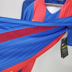 Imagem do Camisa Barcelona Retrô 16/17 Torcedor Nike Masculino - Azul e Vermelho