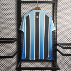 Camisa Grêmio 1 22/23 Torcedor Umbro Masculino - Azul e Preto - Lux Esports - Camisas de Futebol