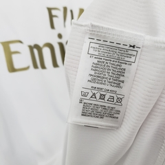 Camisa Real Madrid 1 19/20 Torcedor Adidas Masculino - Branco e Dourada na internet