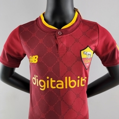 Kit Infantil Roma I 2022/23 - Vermelha NB na internet