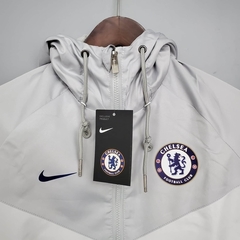 Jaqueta Corta Vento Chelsea 20/21 - Masculina - Branco, Cinza e Preto - Lux Esports - Camisas de Futebol