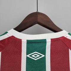 Camisa Fluminense I 22/23 Torcedor Umbro Feminina - Vermelho e Verde - Lux Esports - Camisas de Futebol