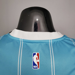 Regata Charlotte Hornets Branca e Azul - Nike - Masculina - comprar online