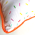 Almofada Pompom Confete na internet