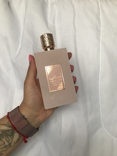 Ameerat Al Arab Prive Rose Asdaaf - 100ml 100 ml – Perfume Árabe na internet