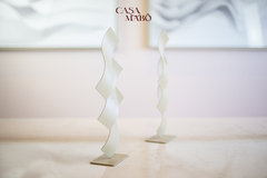 Escultura Em Metal Ondas Fendi - comprar online