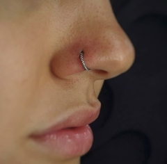 Argola/ Nariz/zirconia/ Titânio sem banho//1mm - Divina Isa Piercing