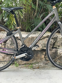 Bicicleta discount hibrida giant