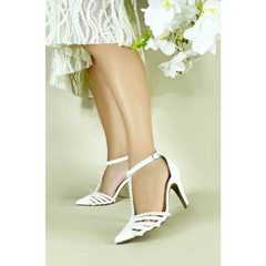 Sapato Scarpin Para Noiva Branco com Pérolas TORRICELLA - 67062A - comprar online