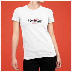 Camiseta Feminina Classic - Charming Girl - comprar online