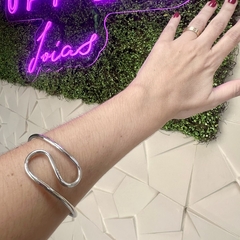 Bracelete Torcido Zig Zag na internet