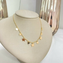 Colar com Estrelinhas Dourada - comprar online