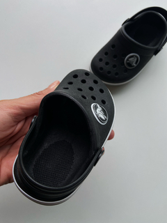 Crocs bachuca - Preto com branco - comprar online