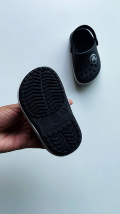 Crocs bachuca - Preto com branco na internet