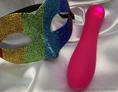 Vibrador recargable con función calor Nicola - tienda online