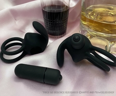 Anillo vibrador de silicona X-Men doble en internet