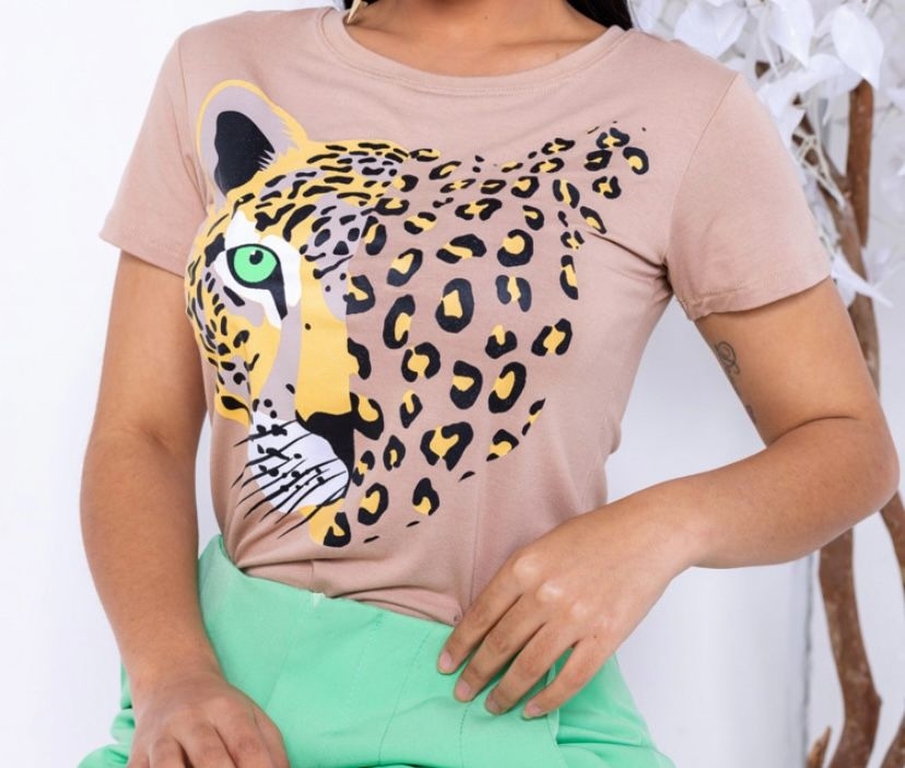 Kit 2 Blusas T-Shirt Feminina Estampada Animal Manga Curta