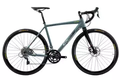 BICICLETA 700 OGGI VELLOCE DISC 16V GRAF/PTO/AMAR - Girobh Bike Store