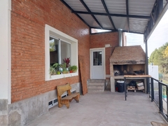 B° LAS CAÑITAS - 2 DORM CON PILETA Y COCHERA - CONSULTAS 3516459239 - BR HAUS