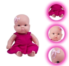 Boneca Nenequinha Clássica - comprar online