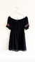 Vestido negro con bordado flores FOREVER21