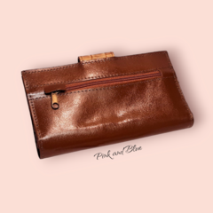 BILLETERA 100% CUERO - COLOR Y MARRON CAMEL - comprar online