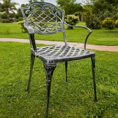 Juego Chateaux, mesa cuadrada y 4 sillas - El Taller Design