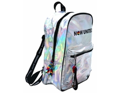 KIT MOCHILA HOLOGRÁFICA NU3275 E ESTOJO ZIP PRATA NOW UNITED - Arrivata